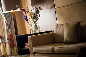 St. Pancras London, Autograph Collection ®