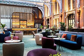 St. Pancras London, Autograph Collection ®