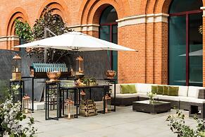 St. Pancras London, Autograph Collection ®