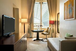 St. Pancras London, Autograph Collection ®
