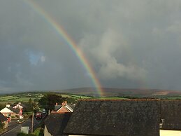 Exmoor House - Guest House