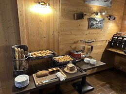 Le Soly Hotel
