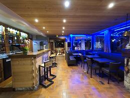 Le Soly Hotel