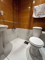 Traveler's House Hotel