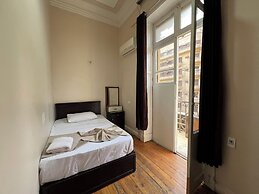 Traveler's House Hotel