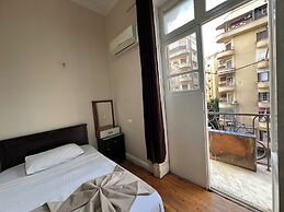 Traveler's House Hotel