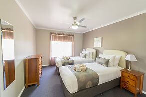 Tokemata Retreat