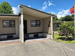 Judges Pool Motel