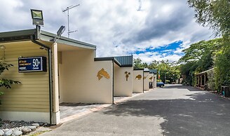 Judges Pool Motel