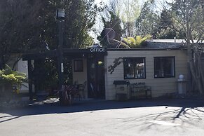 Judges Pool Motel