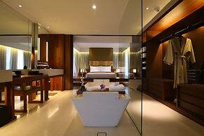 Hansar Bangkok Hotel
