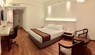 Crystal Crown Hotel