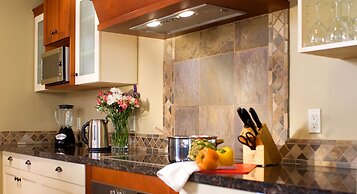 Bellstar Suites at Solara Resort