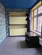 Singer109 Hostel