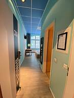 Singer109 Hostel