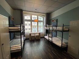 Singer109 Hostel