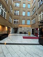 Singer109 Hostel