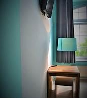 Singer109 Hostel