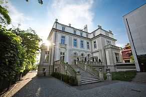 Platinum Palace Boutique Hotel & SPA