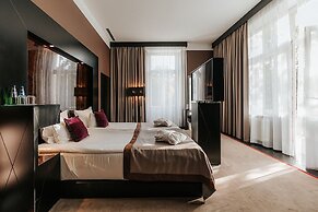 Platinum Palace Boutique Hotel & SPA