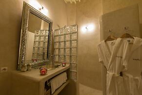 Riad Laaroussa