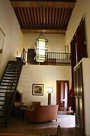 Riad Laaroussa