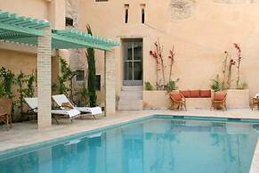 Riad Laaroussa