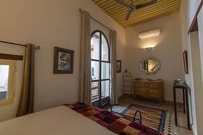 Riad Laaroussa