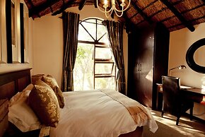 Lourie Lodge