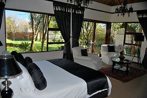 Lourie Lodge