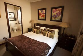 Lourie Lodge