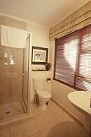 Lourie Lodge