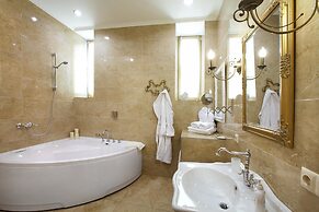 Theatre Boutique Aparthotel