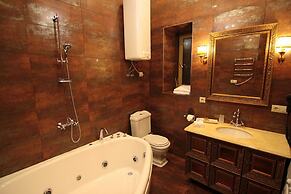 Theatre Boutique Aparthotel