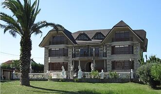 Hotel Antoyana