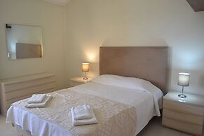 Marina Plaza - Apartments