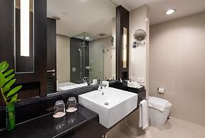 Radisson Suites Bangkok Sukhumvit