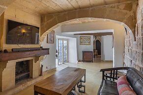 Chapel 5 Suites