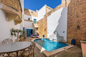 Chapel 5 Suites