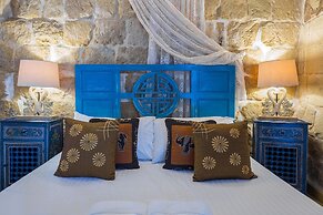 Chapel 5 Suites