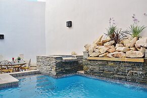 Chapel 5 Suites