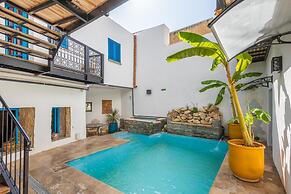 Chapel 5 Suites