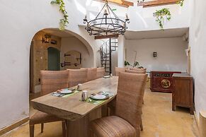 Chapel 5 Suites