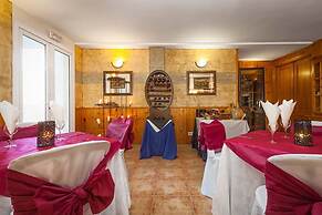 Hotel Al Andalus