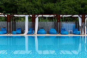 Marina Apartments