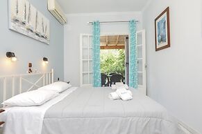 Marina Apartments
