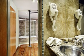 La Fresque Hotel