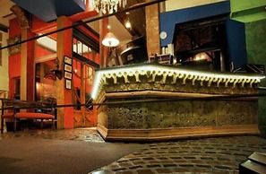 La Fresque Hotel