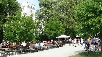 Schlossparkhotel Mariakirchen