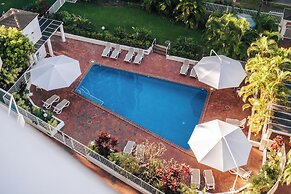 Crest Apartments